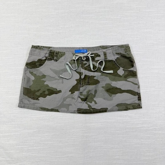 Delia’s Dresses & Skirts - Vintage Delias Camo Mini Skirt Low Rise Utility Y2K Bratz Womens 11